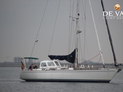 WAUQUIEZ CENTURION 47 sailing yacht for sale