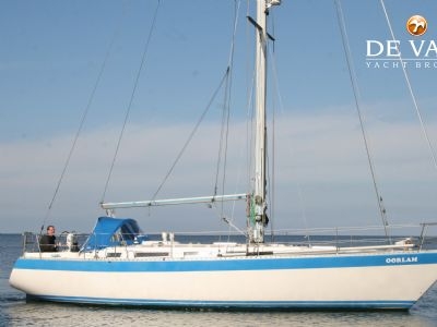 WAUQUIEZ HOOD 38 MK II sailing yacht for sale