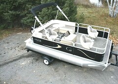 New 16 Ft Pontoon Boat With Demo 30 Hp Motor And Trailer --