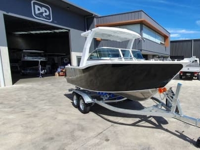 WaveCraft 6.25m BowRider Mono-Hull Boat & Trailer CLEARANCE