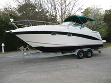 02 FOUR WINNS 268 VISTA 27FT! PRISTINE CLEAN! LOW HOURS A MUST-C! PRICED 2 SELL!