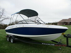 TAHOE 700 W/ 4.5 MERCRUISER 250 HP, TRAILER AND COVER INCLUDED. ****OBO***