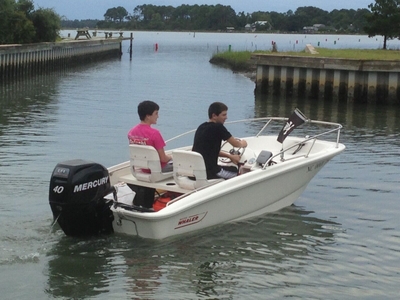 Boston Whaler Supersport 130 With 40HP Mercury With 102 Hours