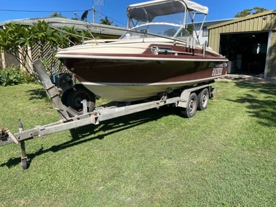 Haines Hunter 17L Boat for Private Sale