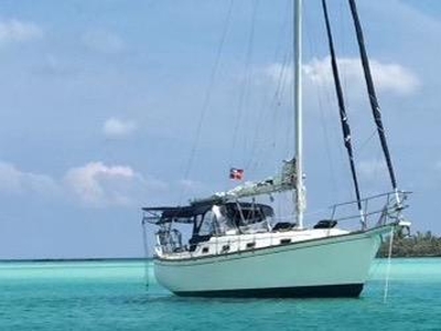 1984 Island Packet 31 Cutter Nomad | 34ft