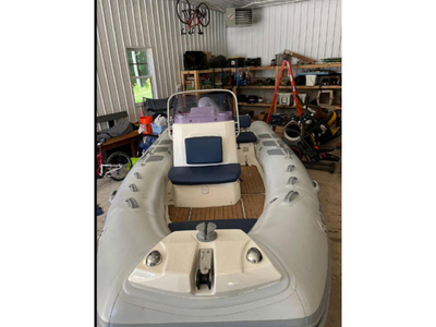 2020 Brig Navigator 485 powerboat for sale in Michigan