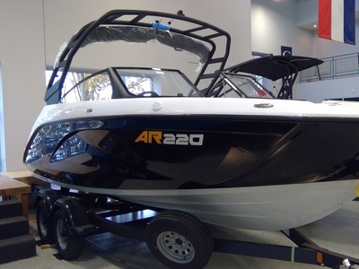 Yamaha Boats AR220 2024