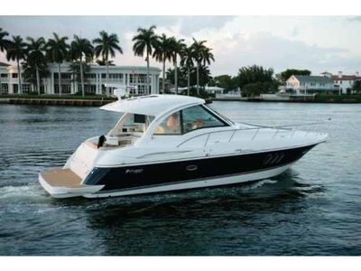 2009 Cruisers 240 Sport Cruiser powerboat for sale in