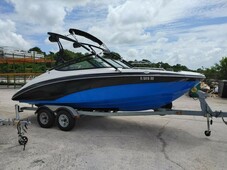 2016 Yamaha 212X , Low Hours, GREAT PRICE, NO RESERVE!! FRESHWATER