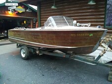 Century Resorter Ski Boat 16' V-8 Powered AMC 327 Classic Vintage Wooden