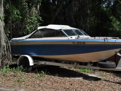 Salvage Boat For Sale. 1985 Cris-Craft With Fiberglass Hull.