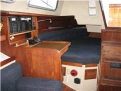 1982 Catalina C38 sailboat for sale in Rhode Island