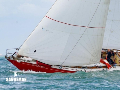 1966 Camper & Nicholsons Classic One-Tonner Sloop A DAY AT THE RACES | 35ft