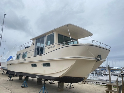 1983 Holiday Mansion Barracuda 36SC | 36ft