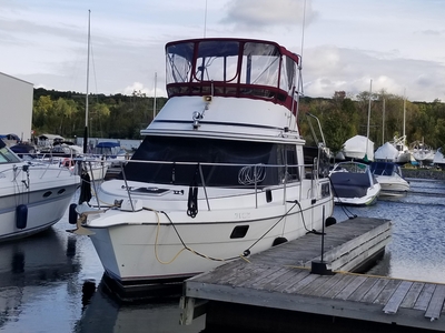 1988 Prowler 10M | 35ft
