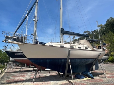 1991 Island Packet 32 | 32ft