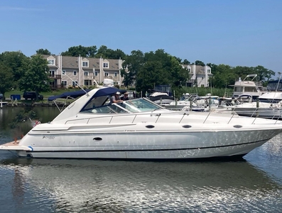 2001 Cruisers Yachts 4270 Express 4th Quarter | 46ft