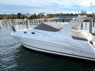 2001 Regal 2960 Commodore Cruiser Lizzie Luck | 30ft