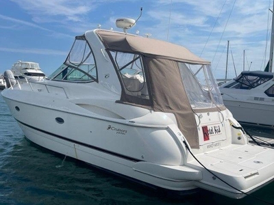 2004 Cruisers Yachts 370 Express | 37ft