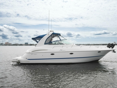 2007 Cruisers Yachts 370 Express | 40ft