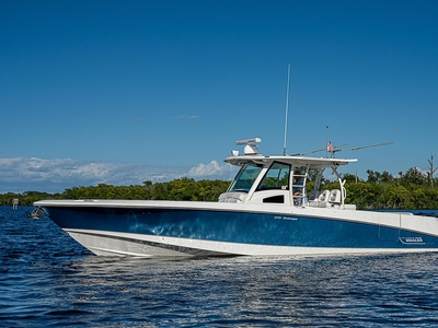 2013 Boston Whaler 370 Outrage The Way | 37ft