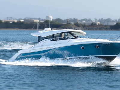2020 Tiara Yachts 39 Coupe | 39ft