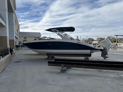 2021 Sea Ray 270 SDX Outboard | 27ft