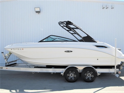 2021 Sea Ray SDX 250 2021 Sea Ray SDX 250 - ONLY 7 HOURS! | 25ft