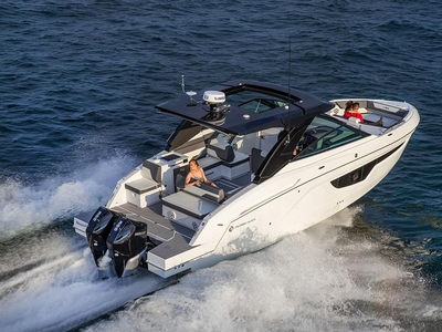 2023 Cruisers Yachts 34 GLS | 35ft