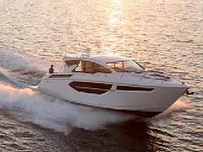 2023 Cruisers Yachts 42 Cantius | 42ft