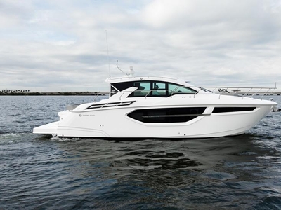 2023 Cruisers Yachts 42 Cantius New 2023 Cruisers Yachts 42 Cantius | 43ft
