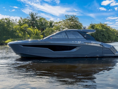 2023 Cruisers Yachts 42 GLS Forty Four | 42ft
