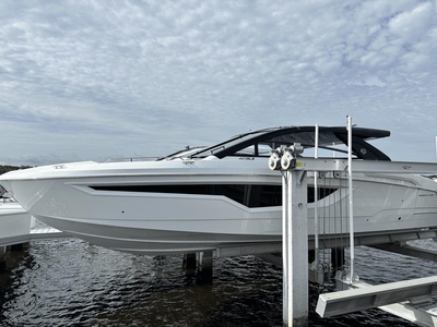 2023 Cruisers Yachts 42 GLS Outboard | 42ft