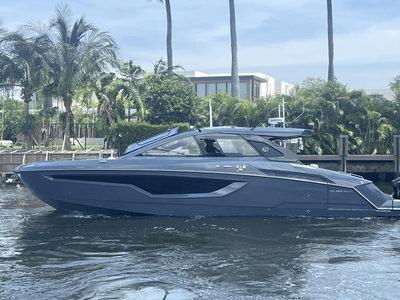 2023 Cruisers Yachts 42 GLS South Beach Outboard | 42ft
