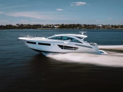 2023 Cruisers Yachts 60 Cantius | 59ft