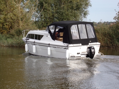 2023 Viking 275 HiLine c/w 40HP NEW BOAT AVAILABLE NOW | 26ft