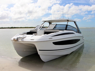 2024 Aquila 32 Sport ON THE WATER | 32ft