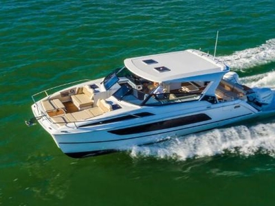 2024 Aquila 36 Sport ON THE WATER | 35ft