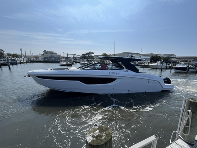 2024 Cruisers Yachts 38 GLS Outboard | 38ft