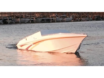 1998 Fountain Fever powerboat for sale in Arizona