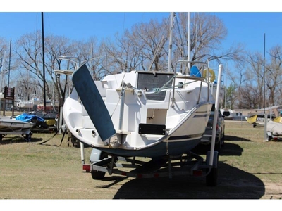 1998 Hunter 240 sailboat for sale in Kansas