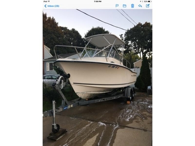 2001 Sea Hunt 215 Victory powerboat for sale in New York