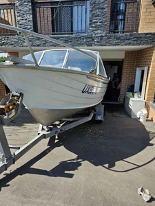Aluminium Brooker Boat for sale