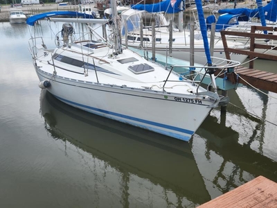 1986 beneteau first 305 sailboat for sale in Ohio