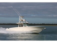 2018 Boston Whaler 380