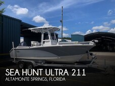 2018 Sea Hunt Ultra 211