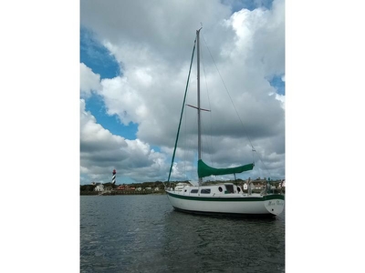 1979 Cal 29 sailboat for sale in Florida