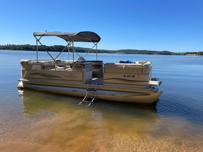 2005 Suntracker Pontoon Boat For Sale