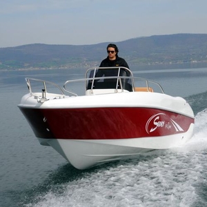 Outboard center console boat - 19 - SAVER S.R.L. - 7-person max. / sundeck