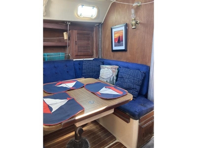 1987 Catalina 36 sailboat for sale in New York
